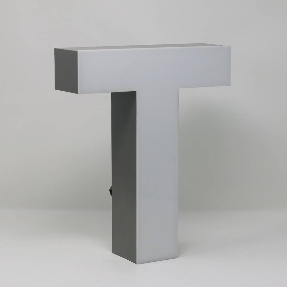 Quizzy LED Letter T